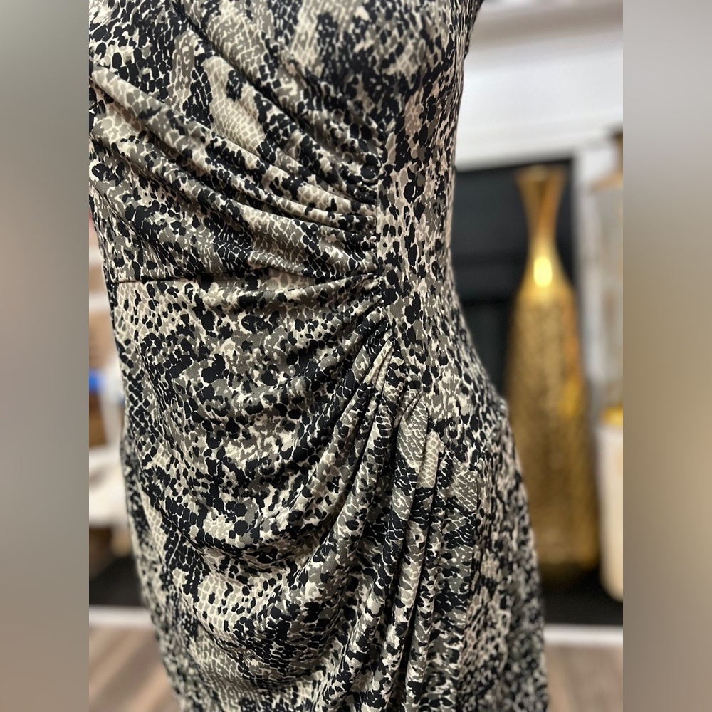 Kenneth Cole New York Body Con Mini Dress - Picture 3 of 7